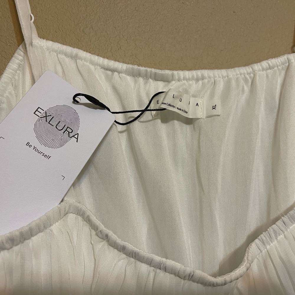 Romper - Picture 3 of 5